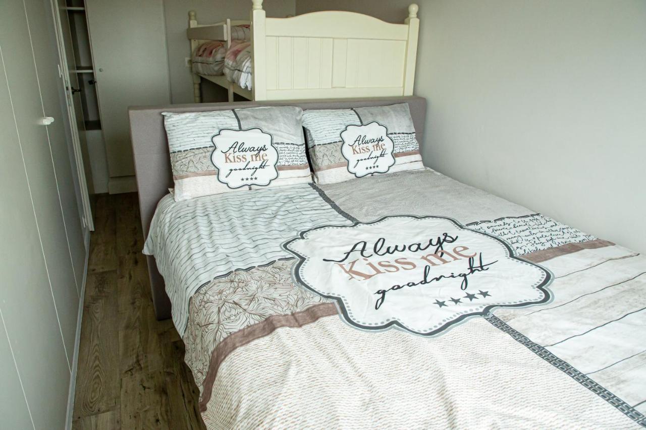 Bed & Beach Sydney มิดเดิลแกร์เกอ ภายนอก รูปภาพ